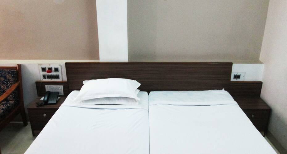 Hotel Mayur, Chandrapur 3